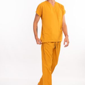 Likralı Hardal Erkek Medikal Üniforma – Scrub Takım