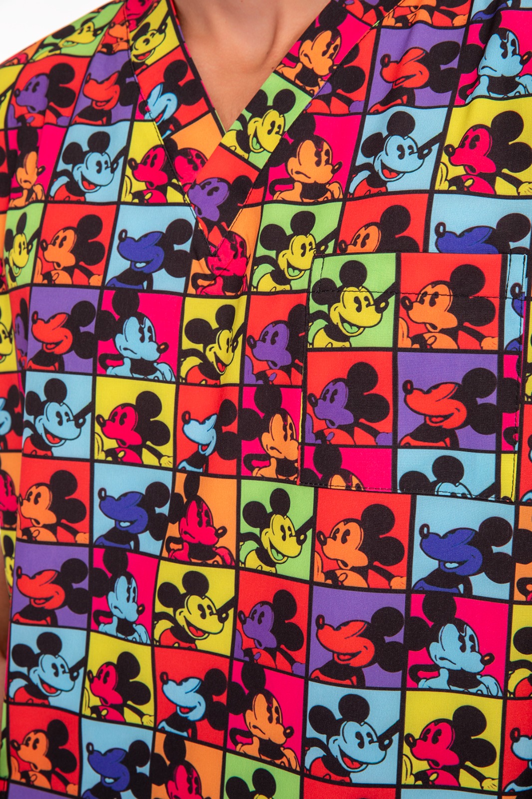 Likralı Kareli Mickey Desenli Erkek Medikal Üniforma – Scrub Takım - Görsel 5